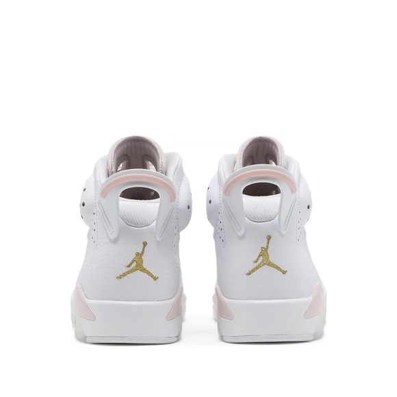 🔥 Wmns Air Jordan 6 Retro ‘Gold Hoops’ - Picture 3 of 8
